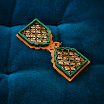 Jāli Dog Bow Tie - Anisha Parmar Studio