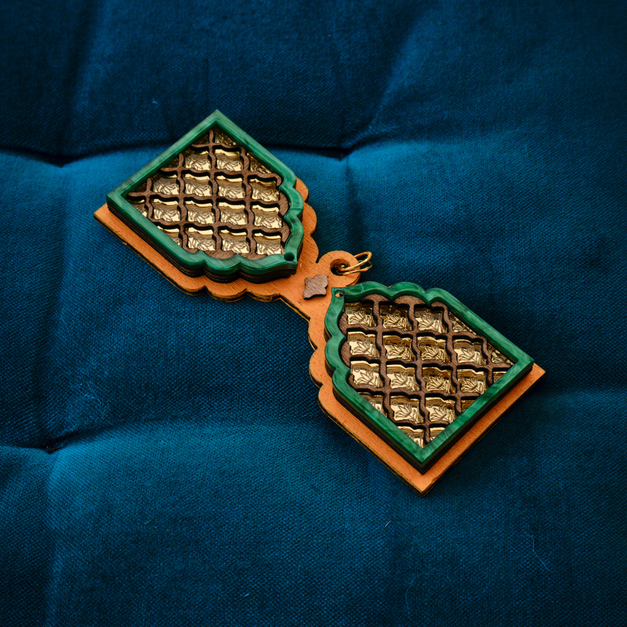 Jāli Dog Bow Tie