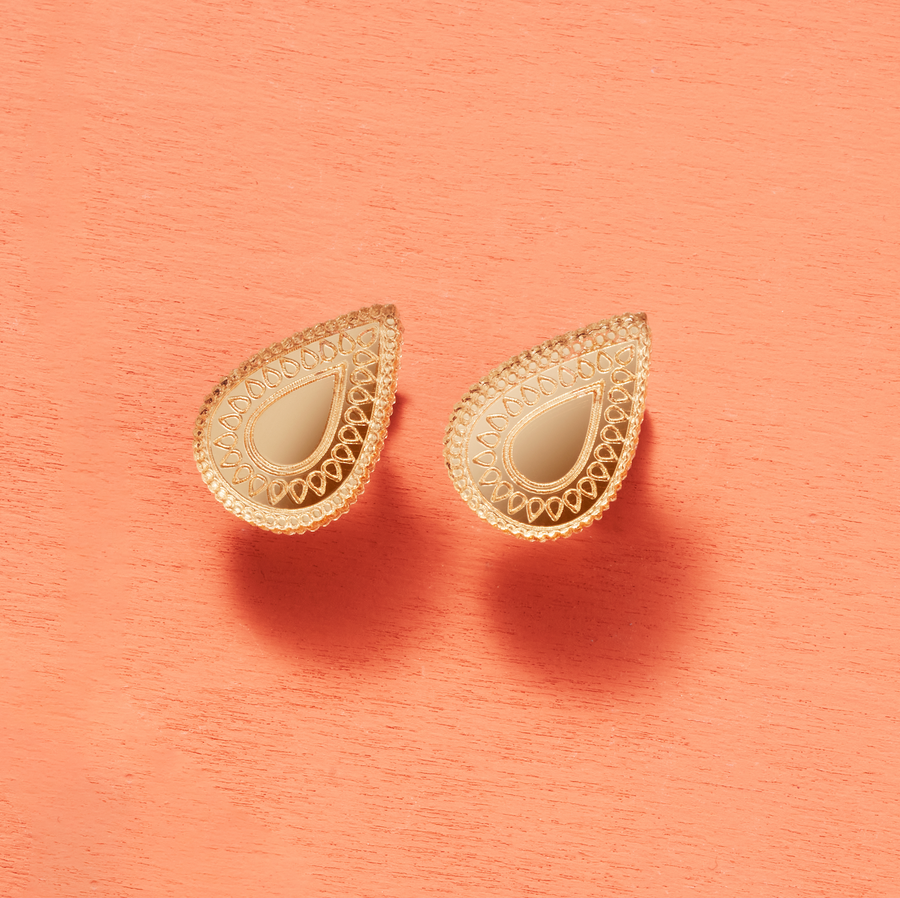Anisha-Parmar-London-GOLD-MINI-PANI-DROP-STUDS-Full-Size